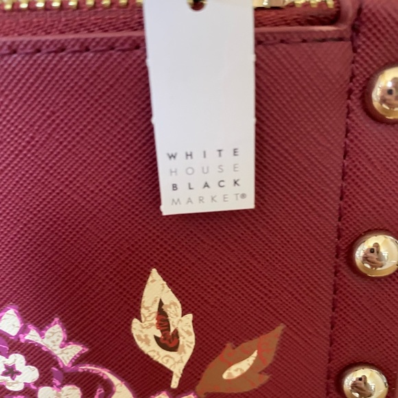 White House Black Market Wristlet - Picture 6 of 6